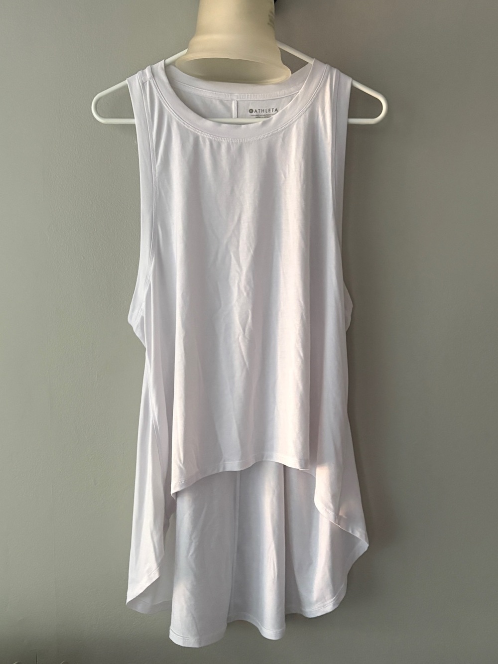 Athleta White High-Low Sleeveless Racerback Tank